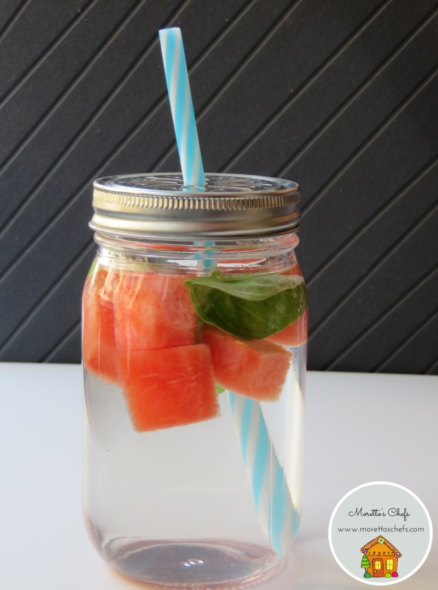 Acqua aromatizzata anguria e basilico